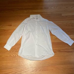 Men’s White Van Heusen Classic Fit Button Up Dress Shirt Size 15 1/2 32/33 EUC